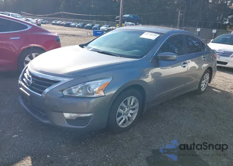 2015 Nissan Altima 2.5 S из США, поврежденный, VIN 1N4AL3AP8FC567577